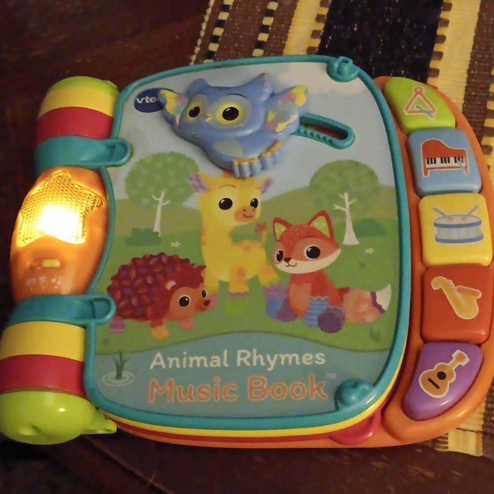 ❤️ FINAL REDUCTION. ANIMAL RHYMES MUSIC BOOK